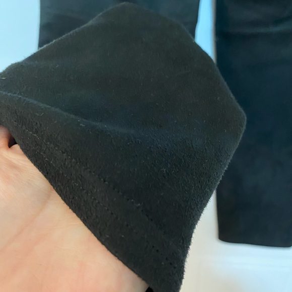 Aritzia Babaton Elliot faux suede skinny pant - Picture 4 of 5